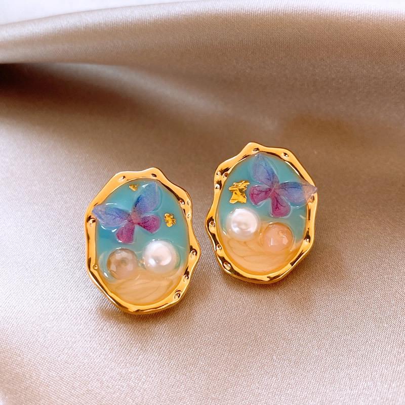 

Серьги-пусеты «Сад Моне», масляная живопись, цветы «Сердце и жемчуг» – французский милый стиль