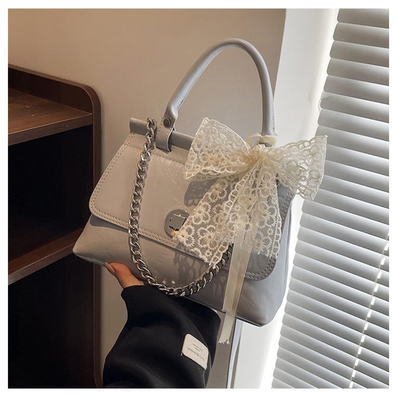 Popular bags women's large-capacity new summer versatile messenger bags casual chain commuter tote bags