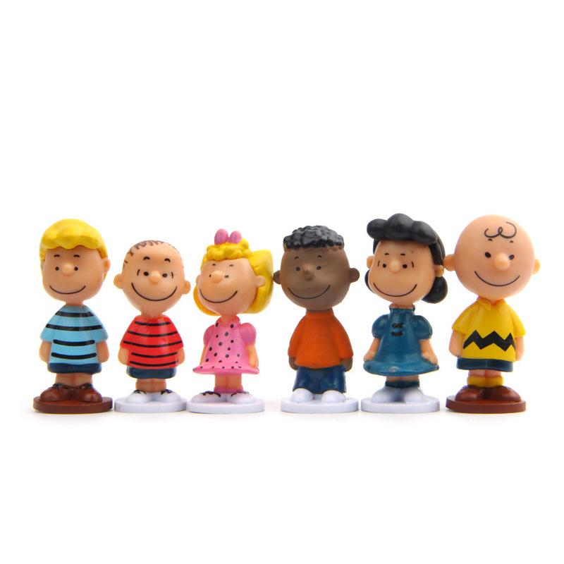 Selling Japan Cartoon Peanuts Snoopy Charlie Sally Woodstock Mini Figure Model Toys Miniature Cake People Collection Props