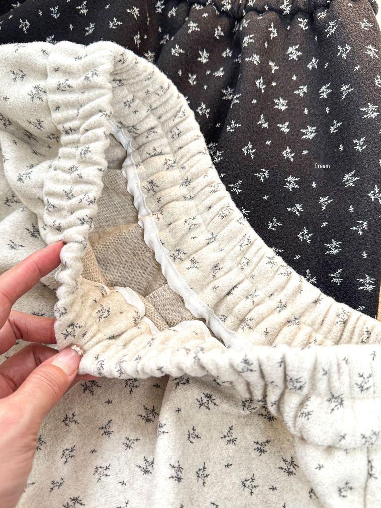 Koreanischer Floral Wollrock - Dick, Flauschig und Verjüngend für Herbst/Winter