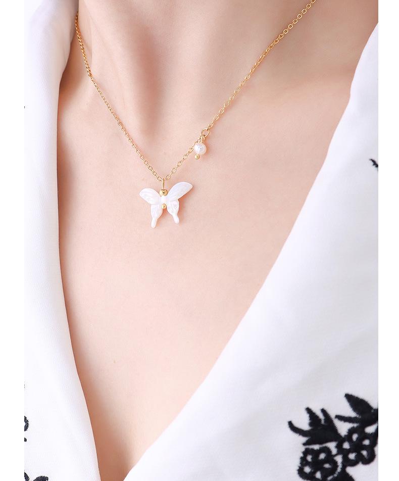 Seashell Carved Butterfly Pearl Necklace - Korean Style Pendant Jewelry