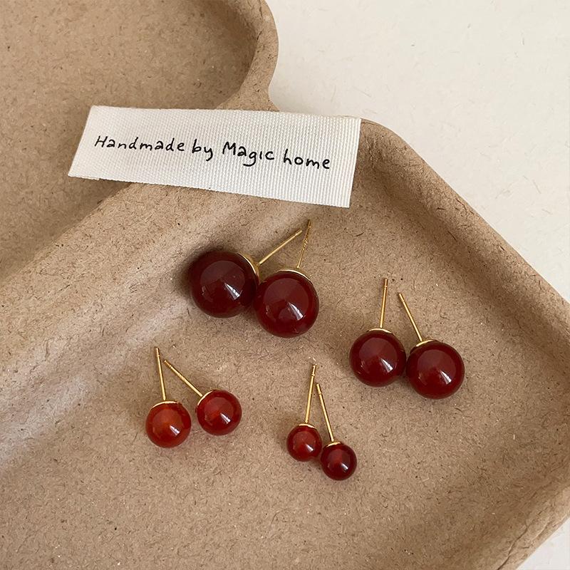 Simple Light Luxury Agate Round Bead Stud Earrings Female Niche Elegant Fashion Personality Exquisite Commuter Versatile Earrings