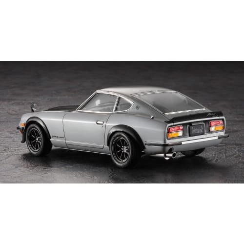 Hasegawa 1/24 Nissan Fairlady 240Z Custom Version Plastic Model Kit 20682