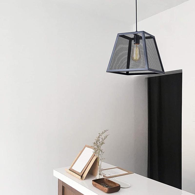 Retro Industrial Pendant Light: American Country Style Wrought Iron Small Lamp for Bars & Cafes