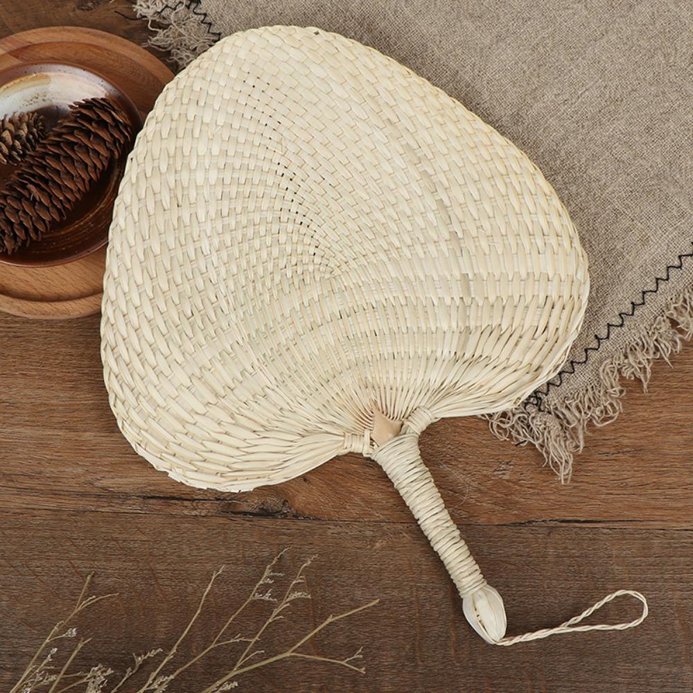 

Decoration Manual Hand-woven Straw Mosquito Repellent Fan Palm Lea Hand Fans Mosquito Repellent