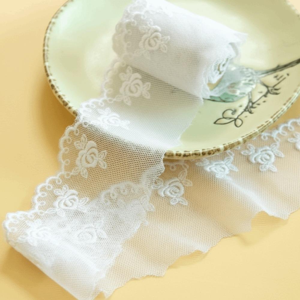 

Polyester Material Lace Trim 16Yards Length 4.5cm Width Lace Fabric Variety Color Sewing On Ribbons Mesh Embroidery Lace 16 Yards білий
