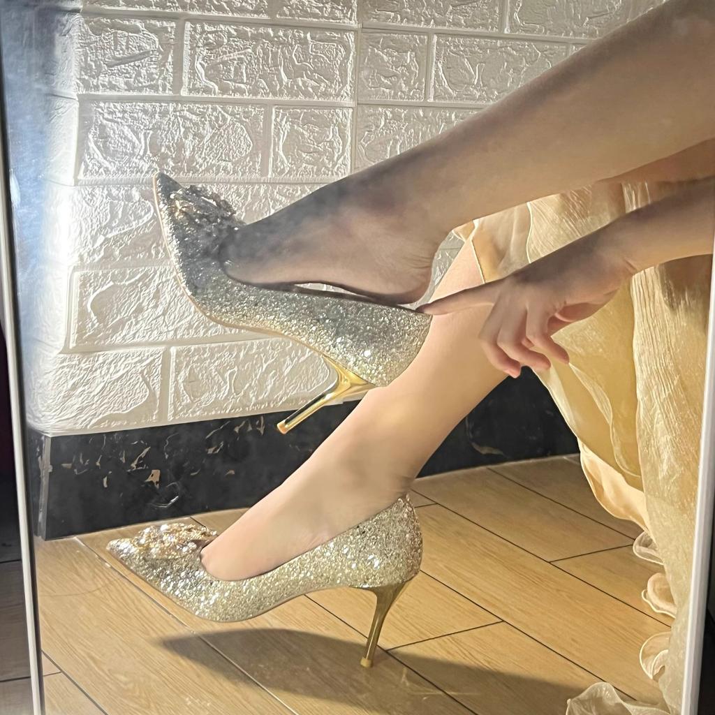 688-8 Hochzeitsschuhe, Damen Xiuhe Hochzeitskleid, zwei Kristallschuhe, neue Brautschuhe, Champagner Strass High Heels