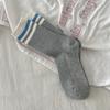 5 Paar Damen Frühling und Herbst Gestreifte Baumwolle Feuchtigkeitstransport Anti-Pilling Mittelhohe Socken