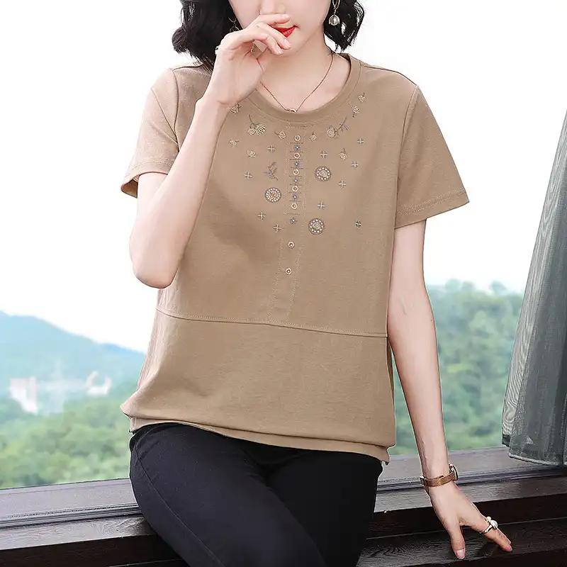 Short Sleeved Summer Clothing New Women's Round Neck Loose Slimming Casual Embroidered Short Sleeved All Match T-shirt