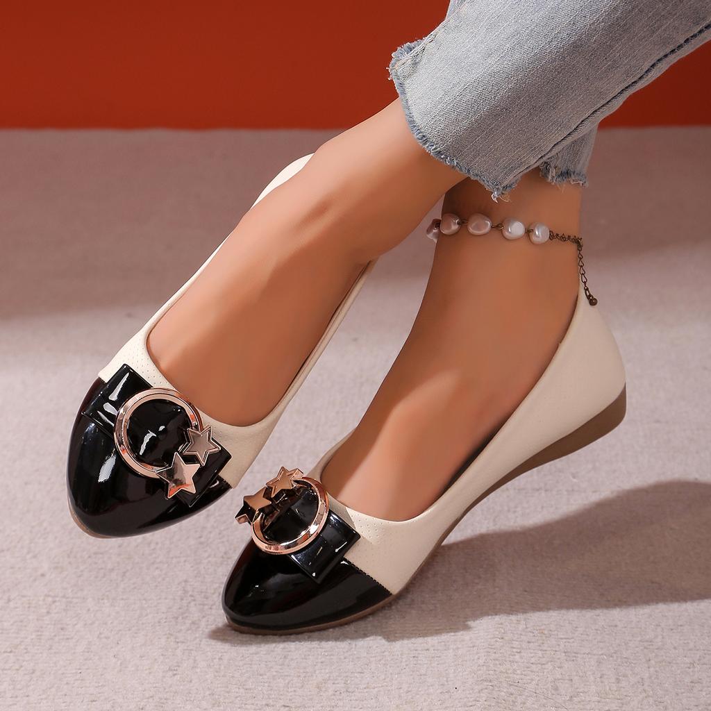 Fashion Women Flats Spring Autumn Casual Fashion Pointed Toe Comfortable Non-slip Loafers Women Simple Metal Decorative Shoes for Women