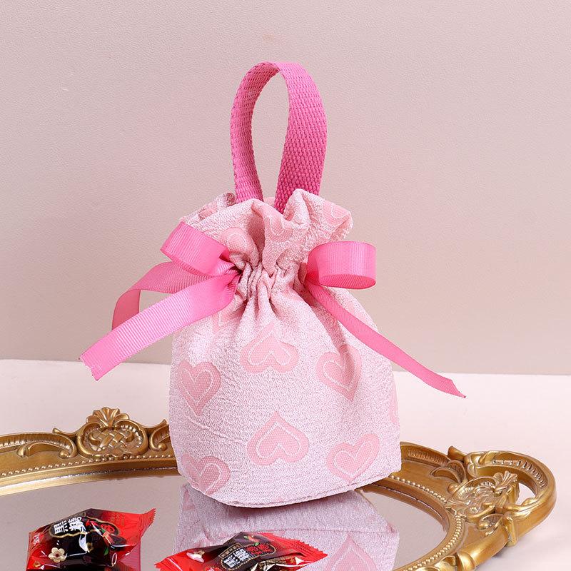 Handheld Storage Bag Red Flannel Gift Bag Party Goodie Box Flannel Material Wedding Candy Bag For Party Supplies Event Hosts