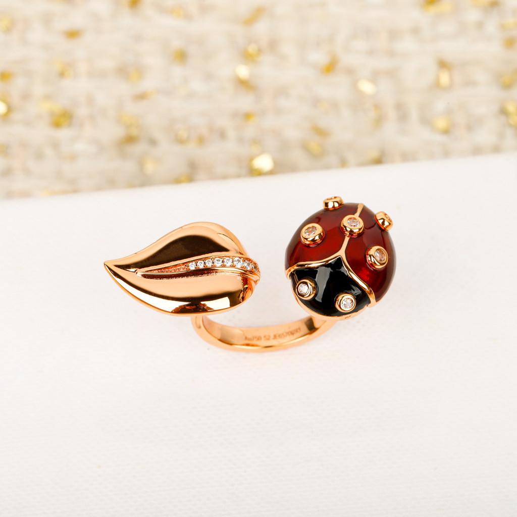 Ladybug Ring Flower Is Made of Rose Gold Carnelian and Onyx Women Jewelry New Daily Outfit The Theme of The Revival of All Things