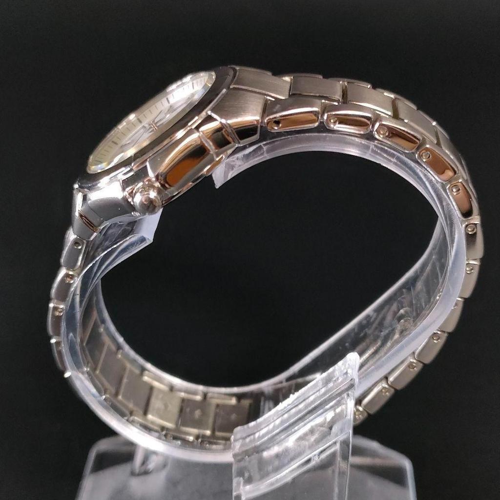 [USED] SEIKO V187 White Silver Solar Women's Watch