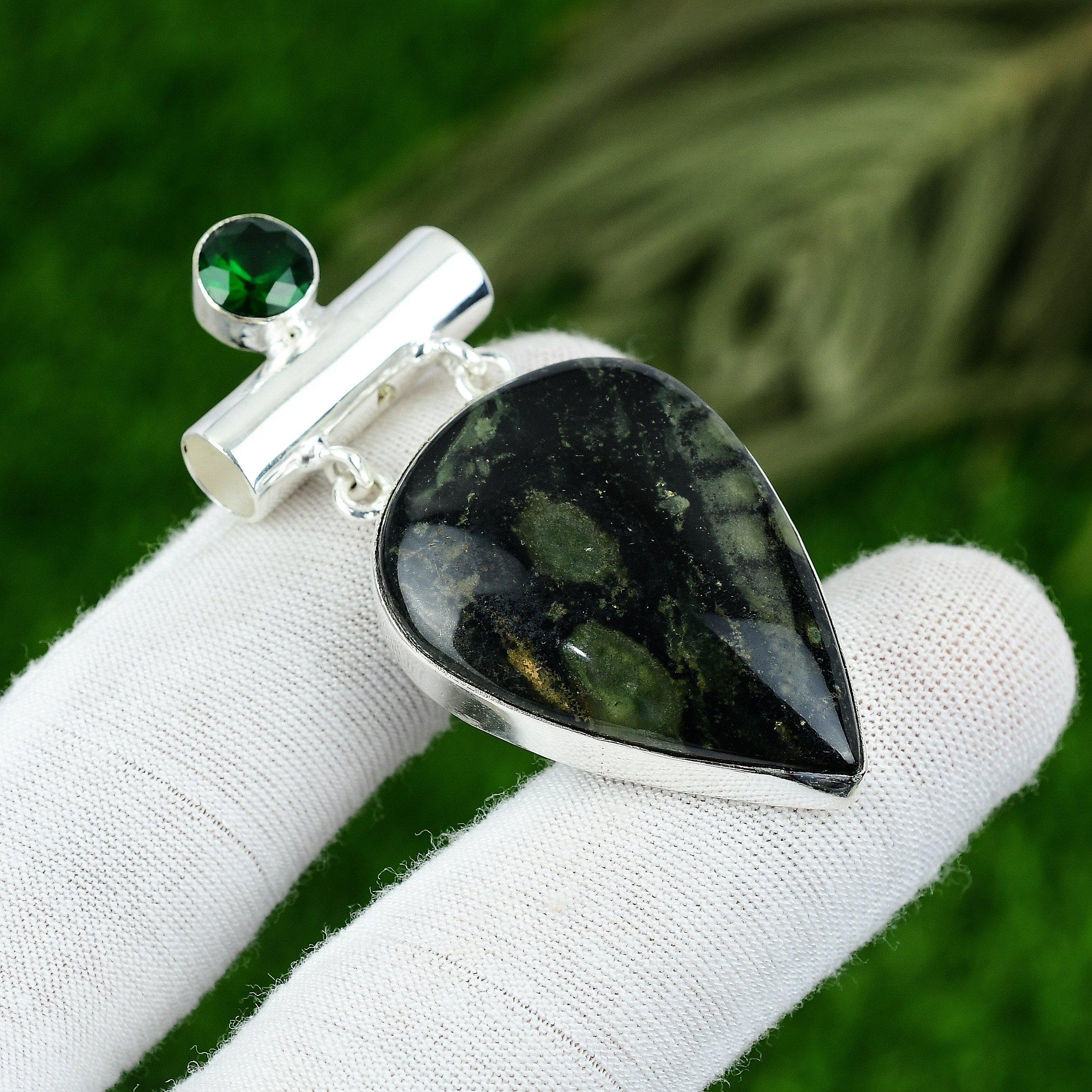 

Натуральный камень Камбаба Яшма Кулон Зеленый Серебро 925 пробы Индийские украшения