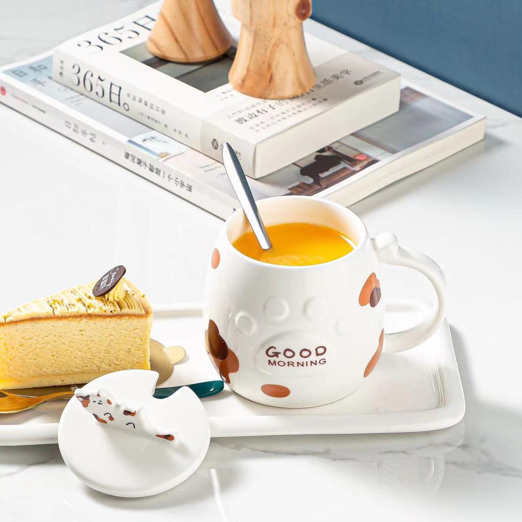 Tasse en céramique Chat avec couvercle et cuillère Petit cadeau d'ouverture Tasse à grande capacité Résistance aux hautes températures Tasse pour couple Fille de dessin animé