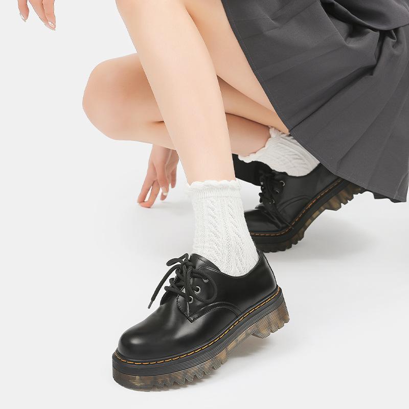Small leather shoes women's spring 2025 new platform loafers, genuine leather women's shoes popular single shoes women's black Martin shoes