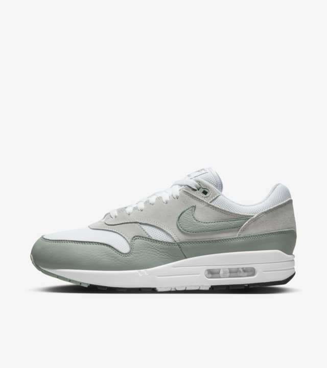 

Мужские кроссовки Air Max 1 Micah Green DZ4549-100