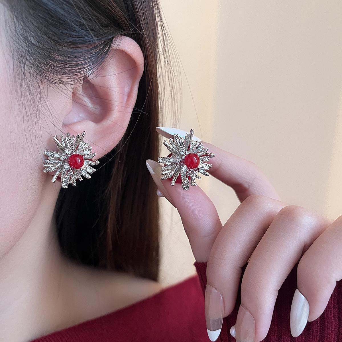 Silver Needle Luxury French Retro Red Pearl Earrings