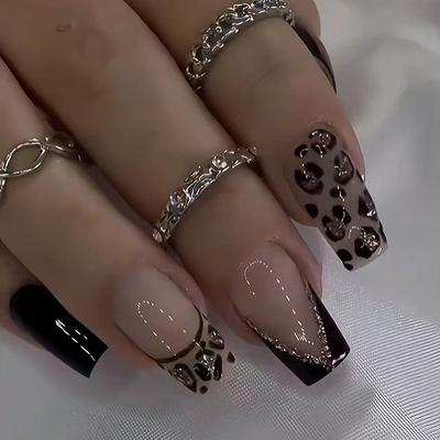 24PCS Black Leopard Print Patterns French Press On Nails Full Cover Sweet Cool Short Square Fake Nails for Women Simple Nail Art