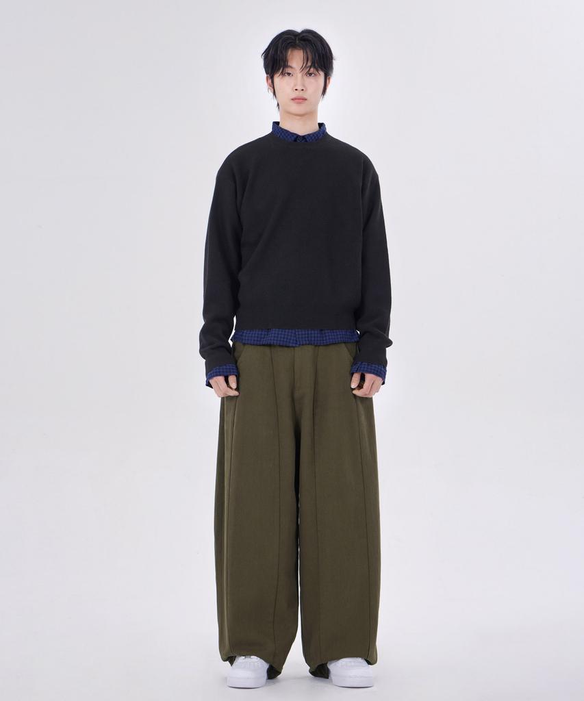 GLW Essential Round Neck Crop Knit Black
