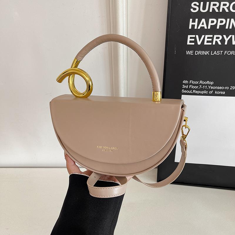 European American Retro Shoulder Bag Fashi Design Crossbody Bag Elegant Light Luxury Handbag Solid Color Versatile Casual Bags