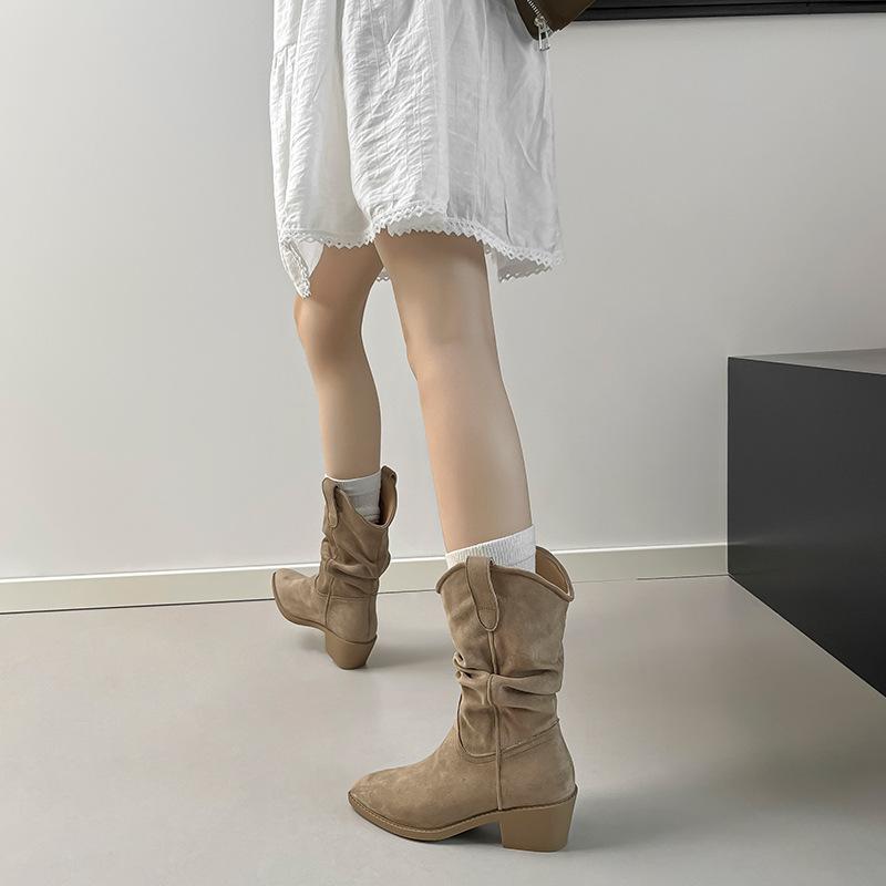 Zhao Ruth same 2025 autumn and winter pointed pile boots short boots high heel retro western knight boots V mouth medium boots