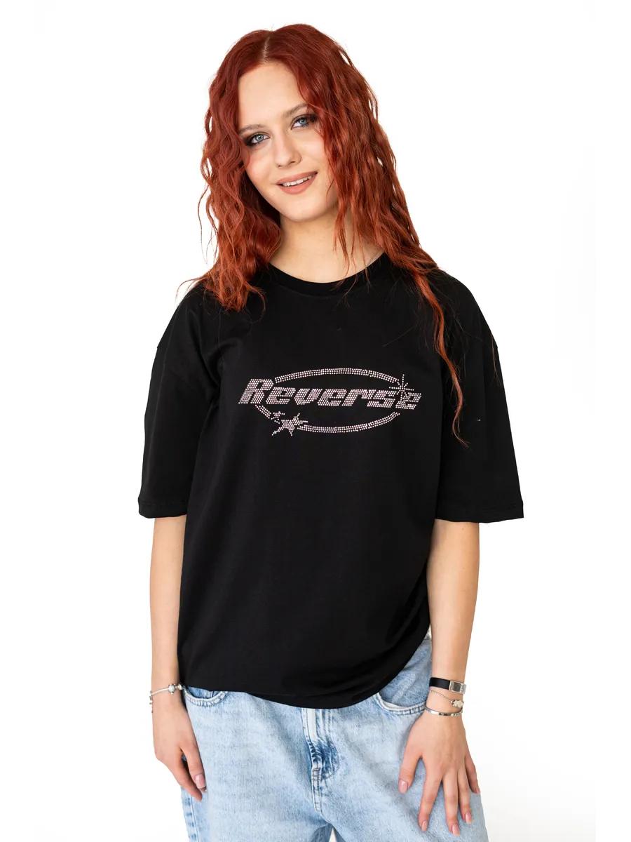 T-shirt with rhinestones M
