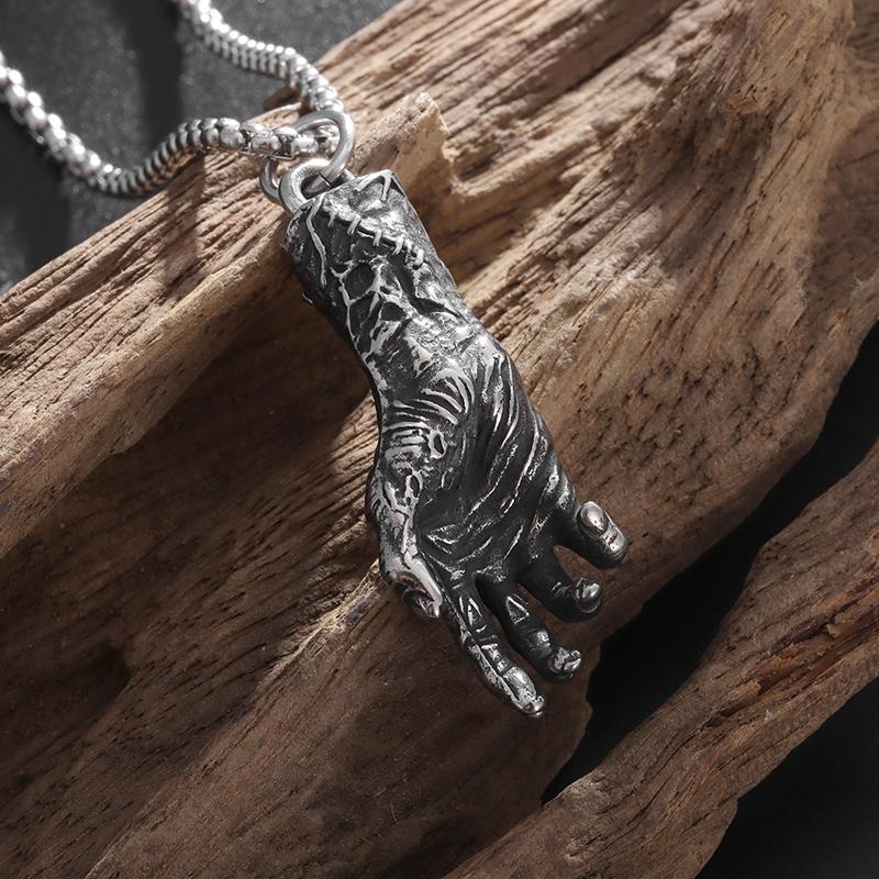 Vintage Gothic Demon Hand Nero Demon Buster Necklace Pendant Men's Personality Cool Punk Jewelry Halloween Gift