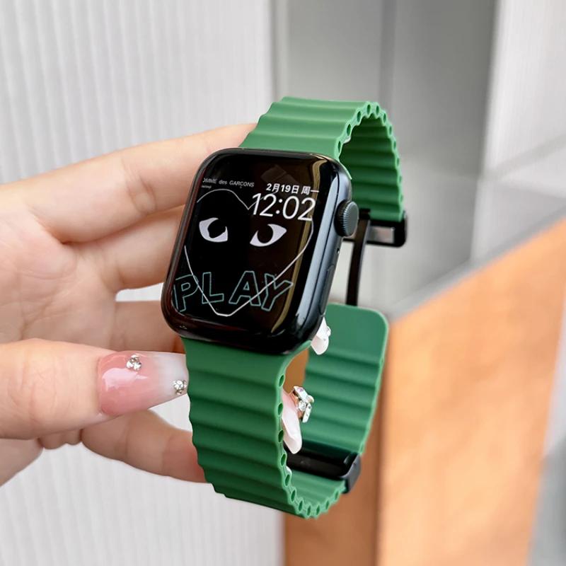 Silicone Strap For Apple watch band 49mm 46 45 44 40 41 38mm magnetic buckle bracelet iWatch series 3 4 5 6 se 7 8 9 10 Ultra 2