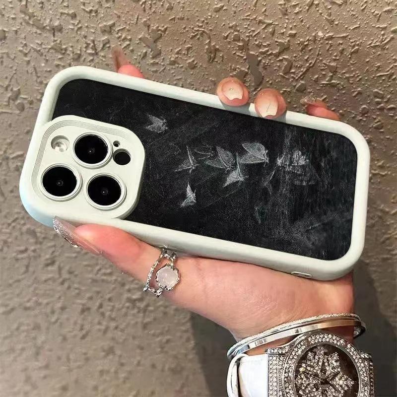 Ladder light cold wind sketch butterfly suitable for Apple 15promax mobile phone case iPhone14plus new 13