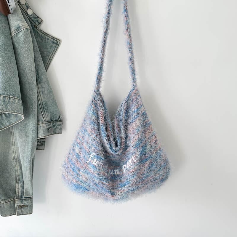 Autumn New Scribbled Plush High-value Lazy Shoulder Bag Retro Letter Embroidered Commuter Fringed Bag