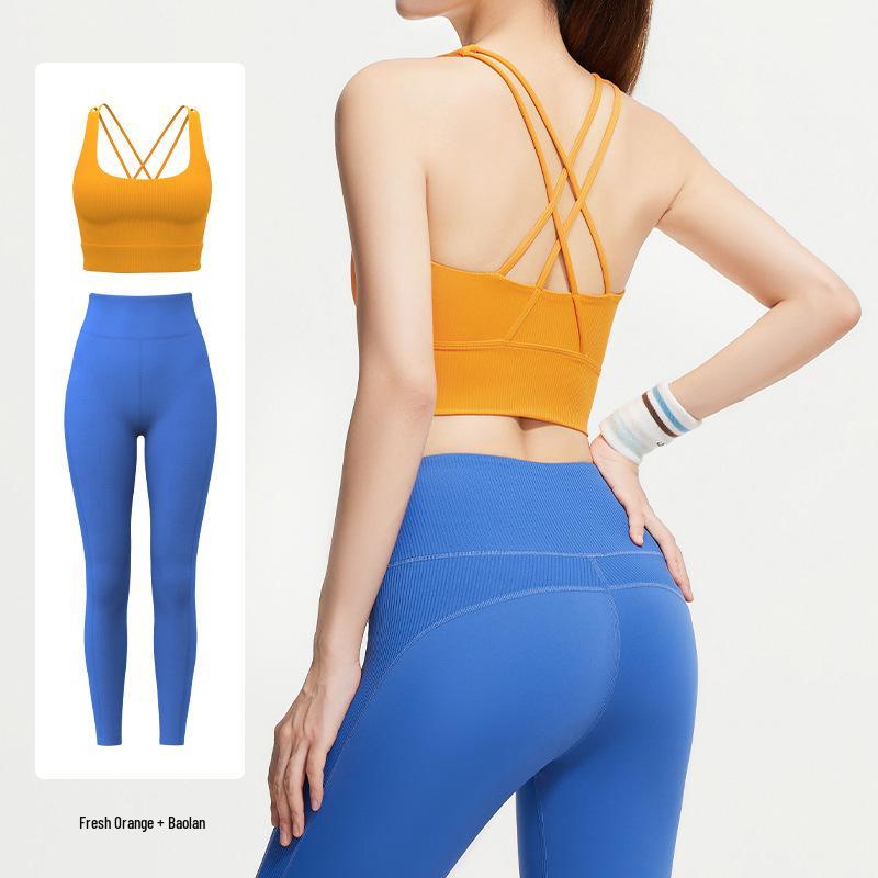 

Juyi Hall Striped Yoga Set: High Waist, Breathable, Shockproof, Back Enhancing Fitness Wear L