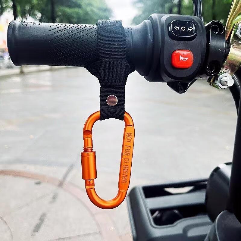 Haczyk do pojazdu wielofunkcyjnego Gureide