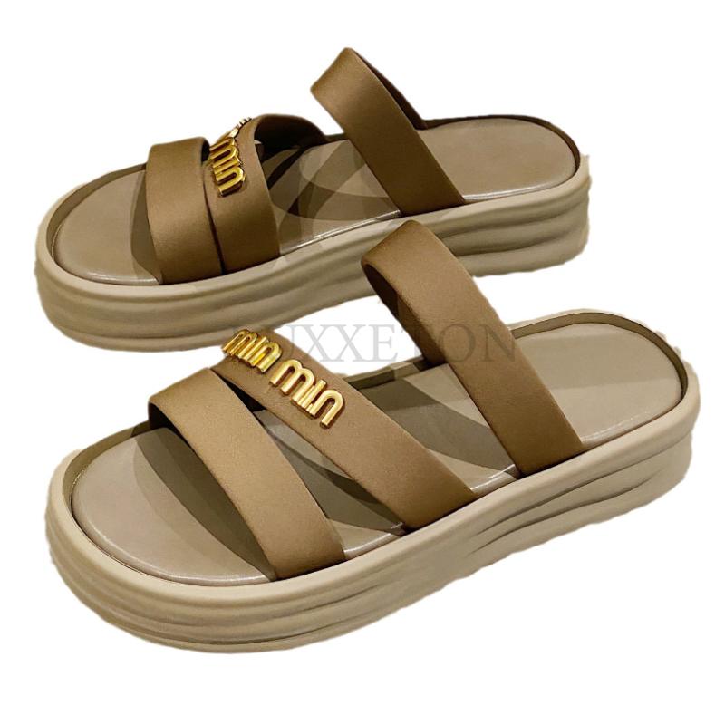 Simple and Thick Bottomed Open-toe Beach Shoes for Women New Round Toe Fashionable Versatile Anti-skid Shoes