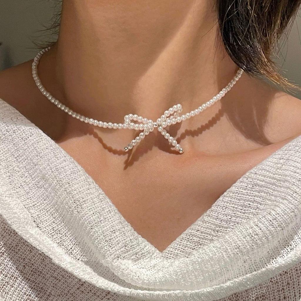 Koreanische Halskette mit schwarzer Perle - Elegantes Damen-Choker