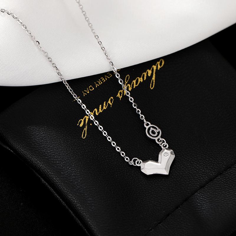 Banyan Tree Silver Letter Love Necklace: 3D Heart Clavicle Chain for Women