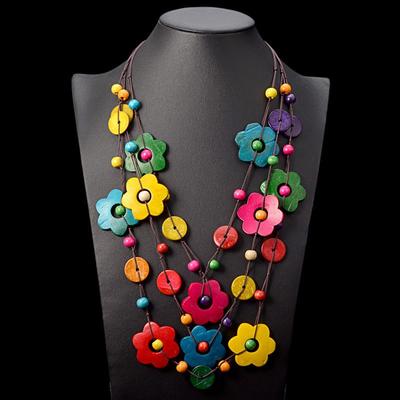 Trendy Boho Multi-layer Flower Pendant Women's Necklace Handwoven Coconut Shell Ethnic Style Eco-Friendly Statement Piece