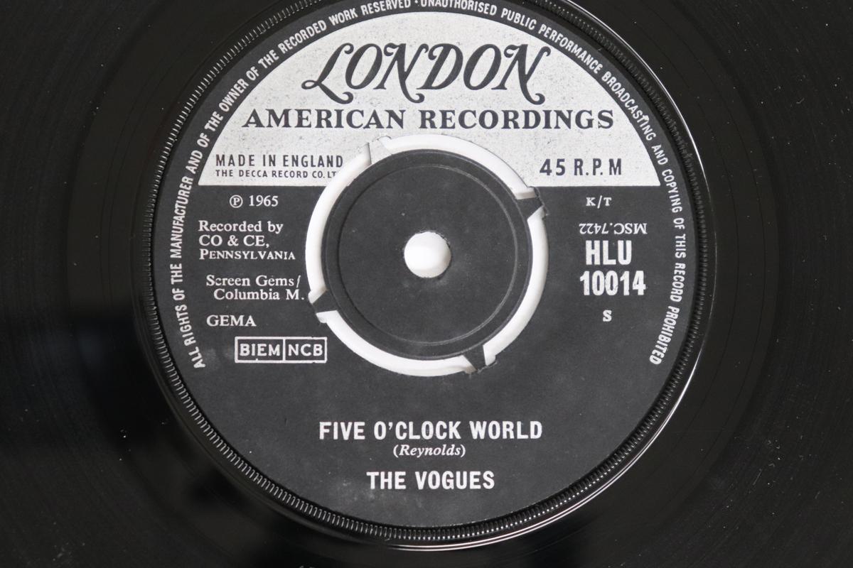 

7inch Record VOGUES - Five O clock World HLU10014 LONDON AMERICAN 1966 UK Pop Used