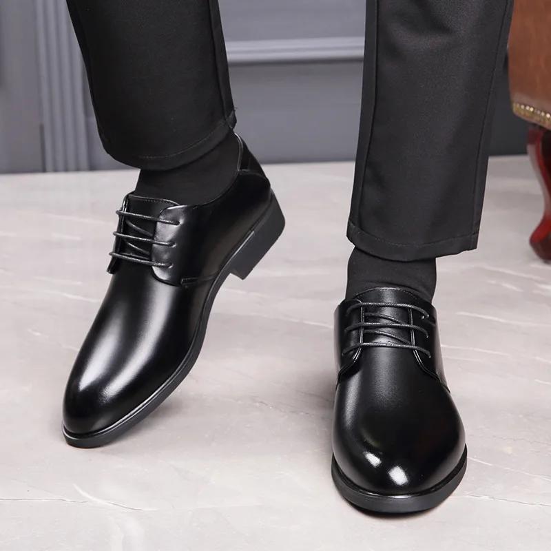 Fashion British Leather Large Size Men's Dress Shoes Autumn Winter Velvet Warm Men's Designer Shoes Fashion Increase Wedding Shoe Male