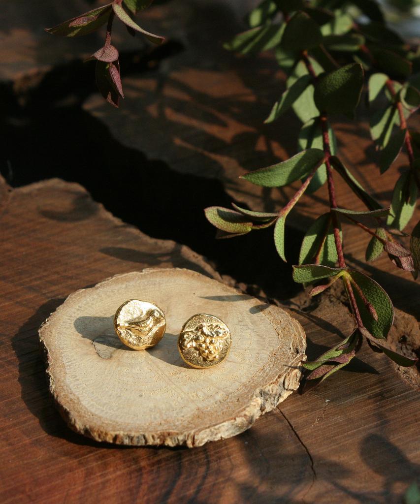 Iris Forest Bird & Grape Gold Earrings _19