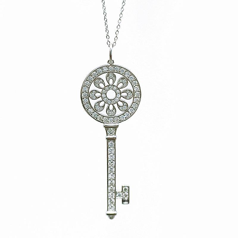 

Japanese & Korean Big Brand Sunflower Petal Diamond Key Pendant Necklace