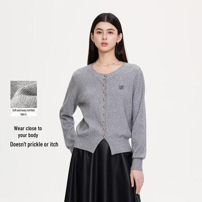 FivePlus V-Neck Embroidered Knit Cardigan