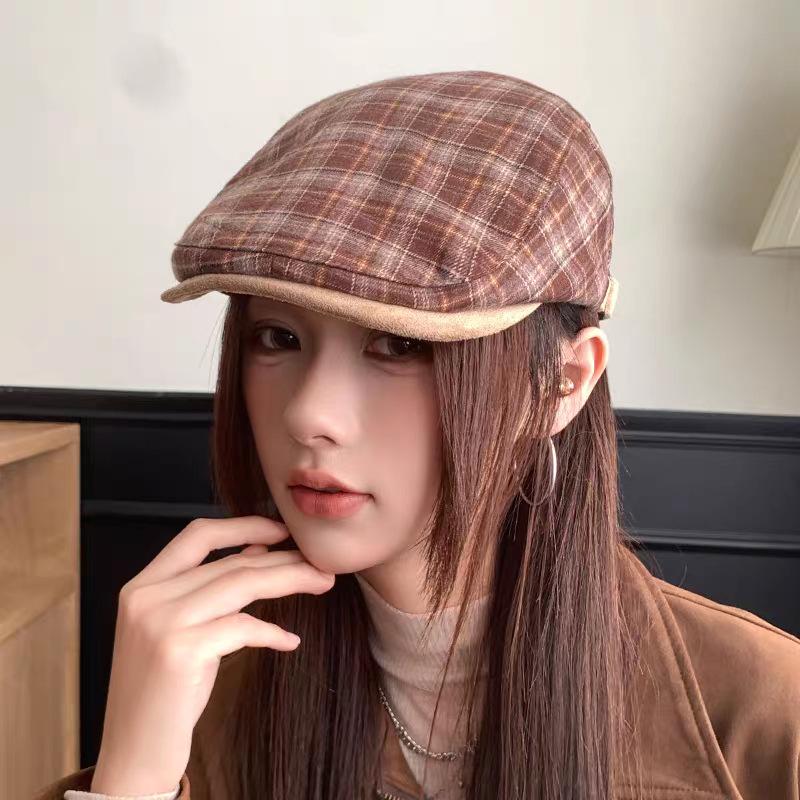 American retro plaid forward cap for women, autumn and winter, face-slimming duckbill cap, niche artistic versatile newsboy painter hat