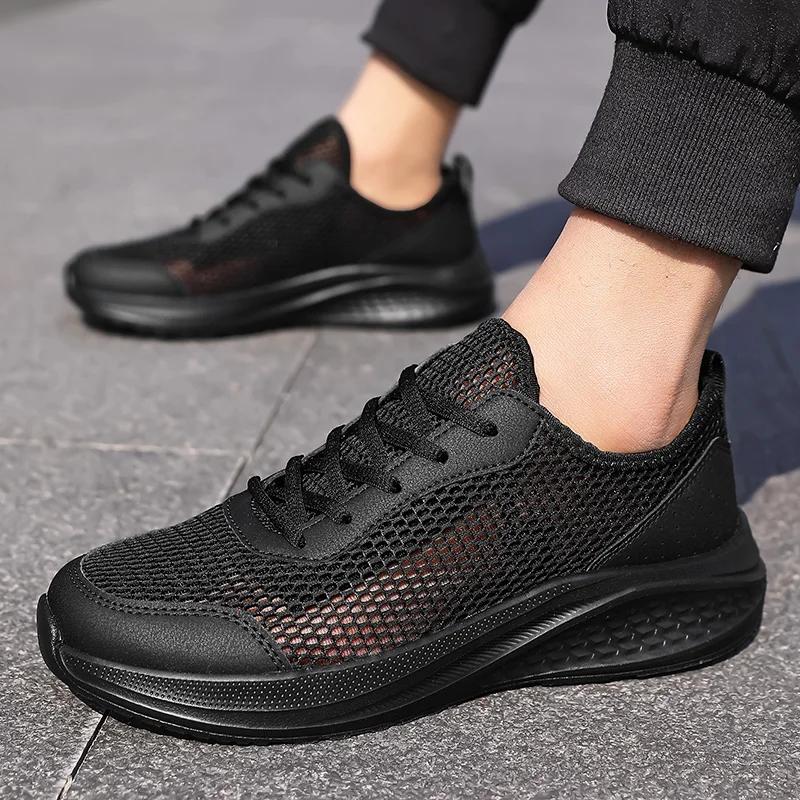 Large-sized Ultra-light Perforated Mesh Shoes, Breathable, Anti-slip and Wear-resistant Men's Casual Sports Shoes, Travel Shoes