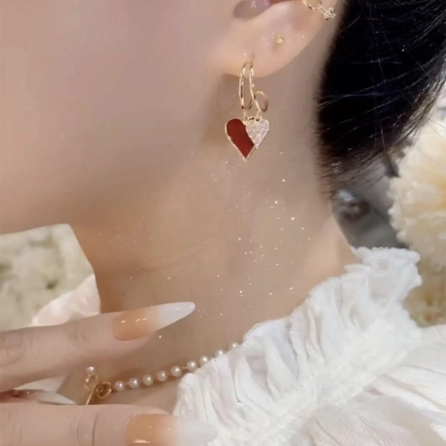 New High-end Red Heart-shaped Earrings with Fashionable Temperament, Earrings for Socialites, Light Luxury Peach Heart Earrings for Women