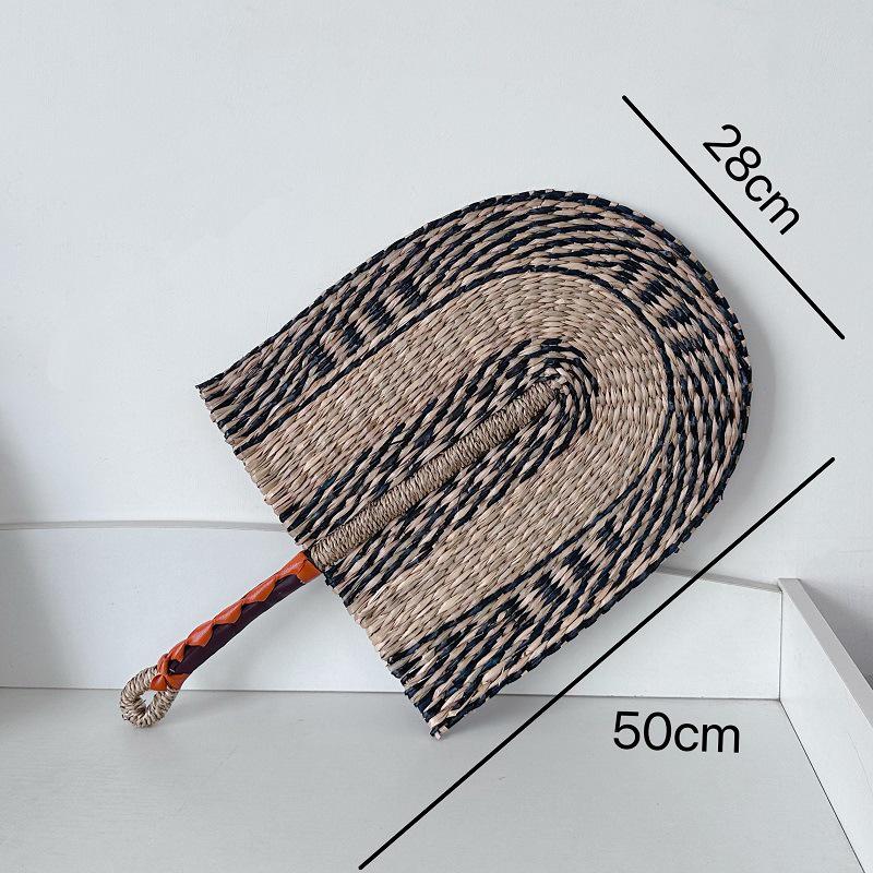 Vietnamese Seaweed Straw Fan: African-Style Wall Decor & Handheld Palm Leaf Fan