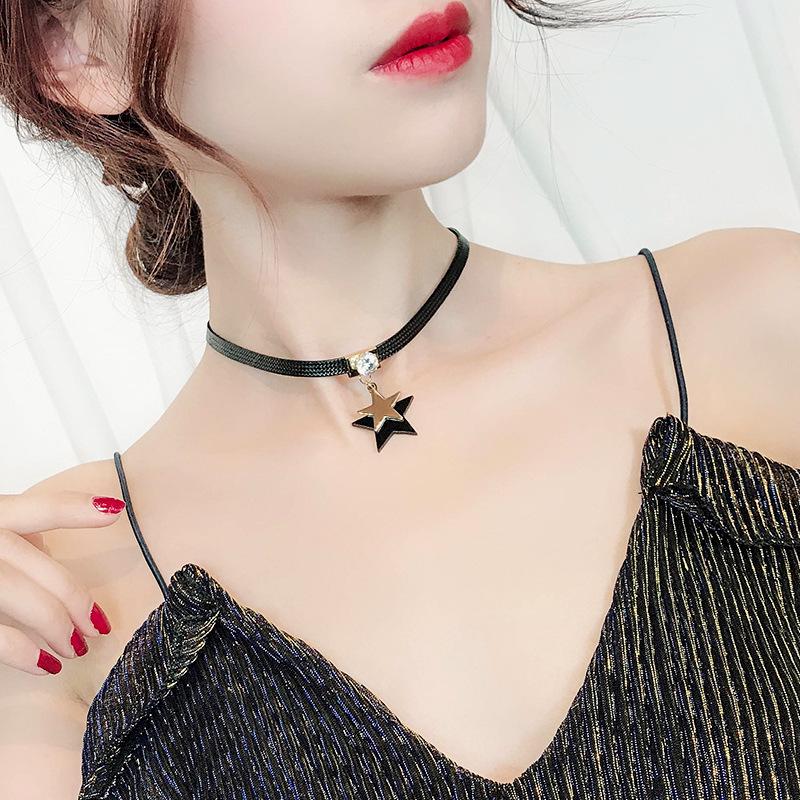 

Clavicle chain simple pentagram pendant necklace choker neck chain