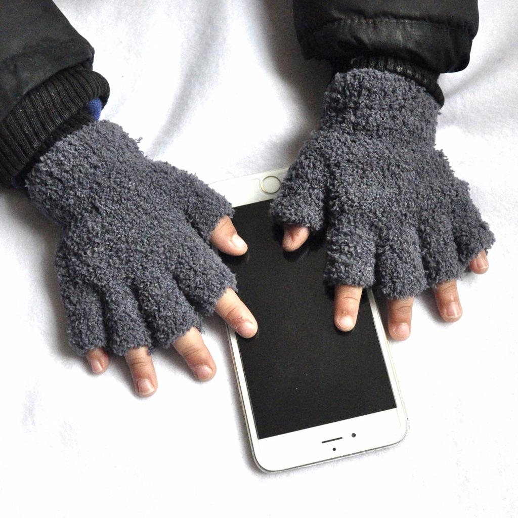 Children Coral Fleece Gloves Kindergarten Pupil Student Baby Winter Warm Plush Mittens Half Finger Gloves For 5-11Y Kid Gloves