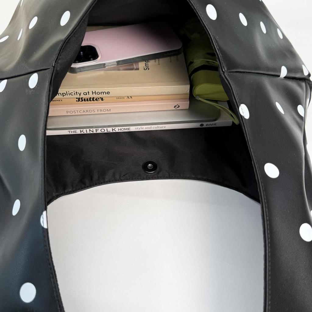 Korean Polka Dot Retro Shoulder Tote: Large, Fashionable, Versatile, Simple Design
