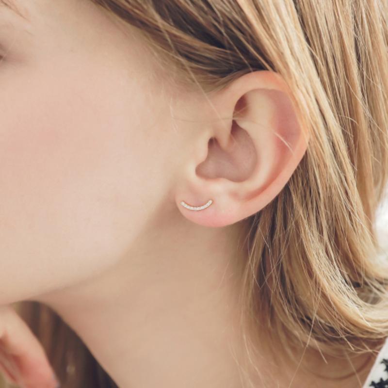 

J.Lauren 14K U-Shaped Cubic Earrings G0243 single type